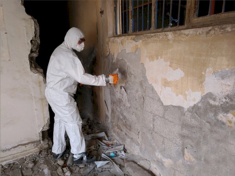 Yenişehir’de yıkılacak binalarda asbest kontrolü yapılıyor