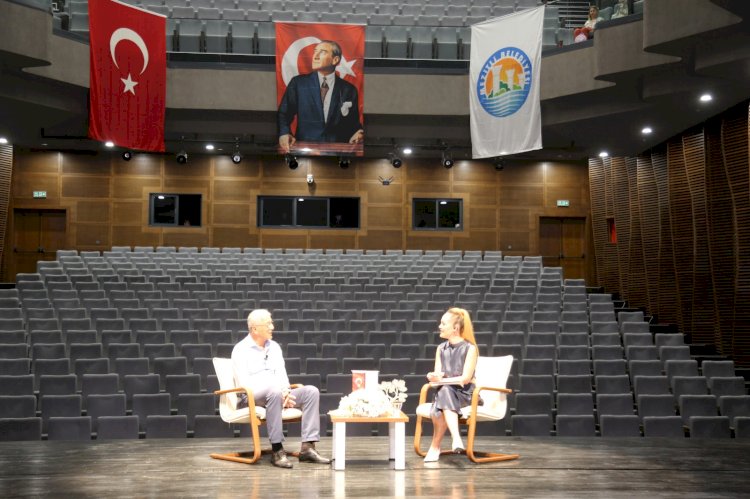 Başkan Tarhan ‘Sanat İyileştirir’ programına konuk oldu